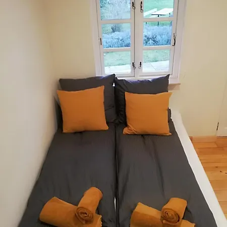 Lägenhet Taet Pa Langeso - Near Odense